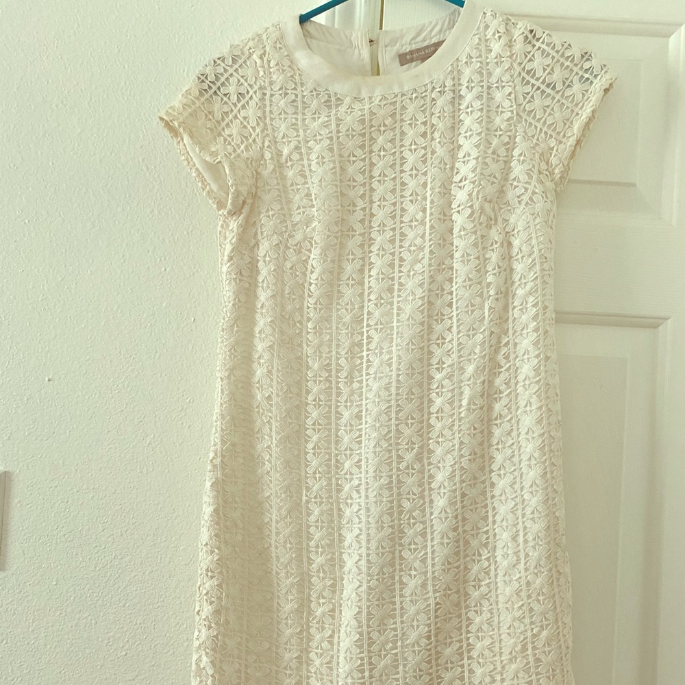 White lace banana republic dress. Worn once.
